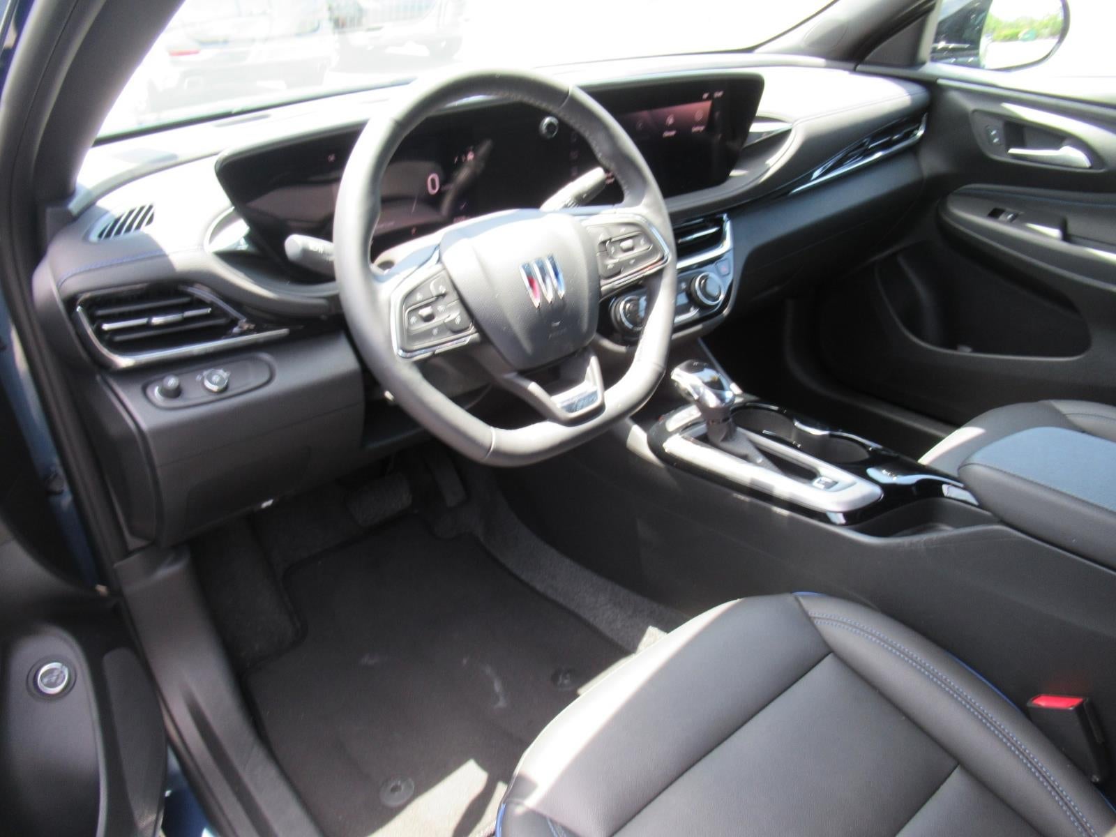 2025 Buick Envista Sport Touring - Photo 15