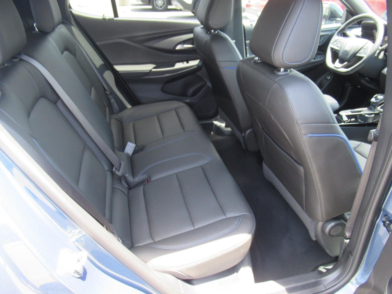 2025 Buick Envista Sport Touring - Photo 29