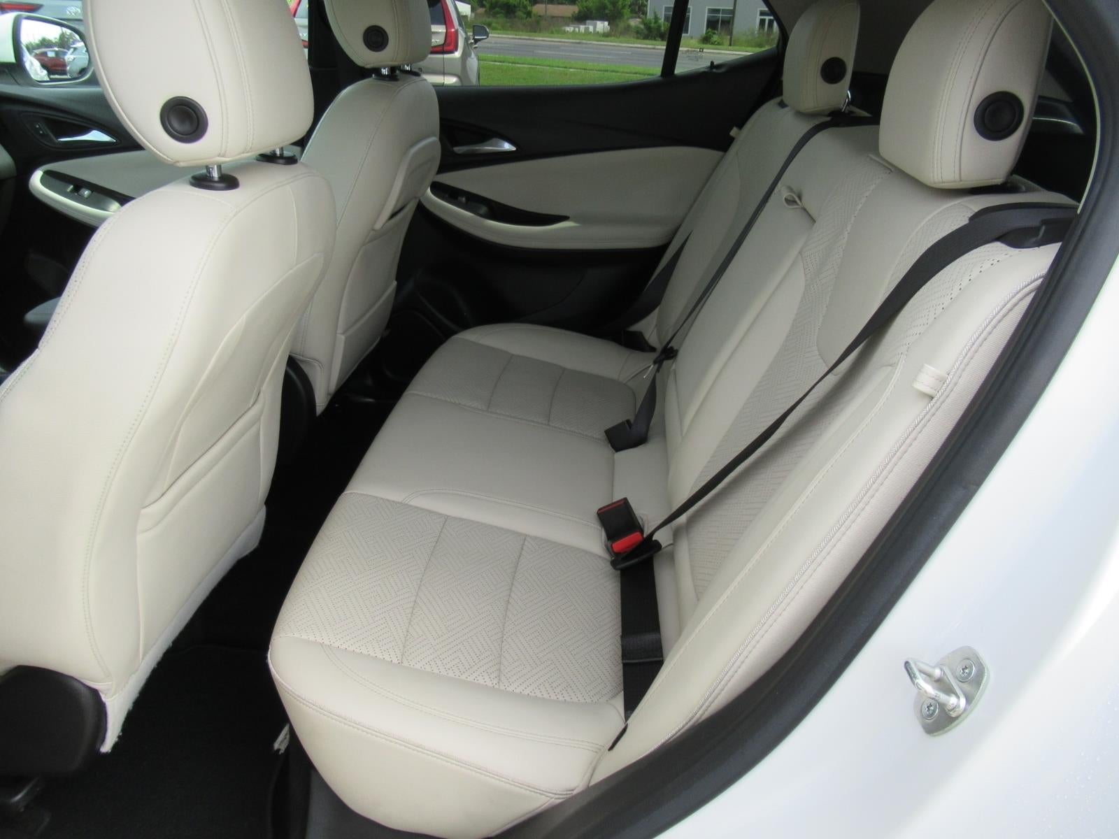 2022 Buick Encore GX Essence
