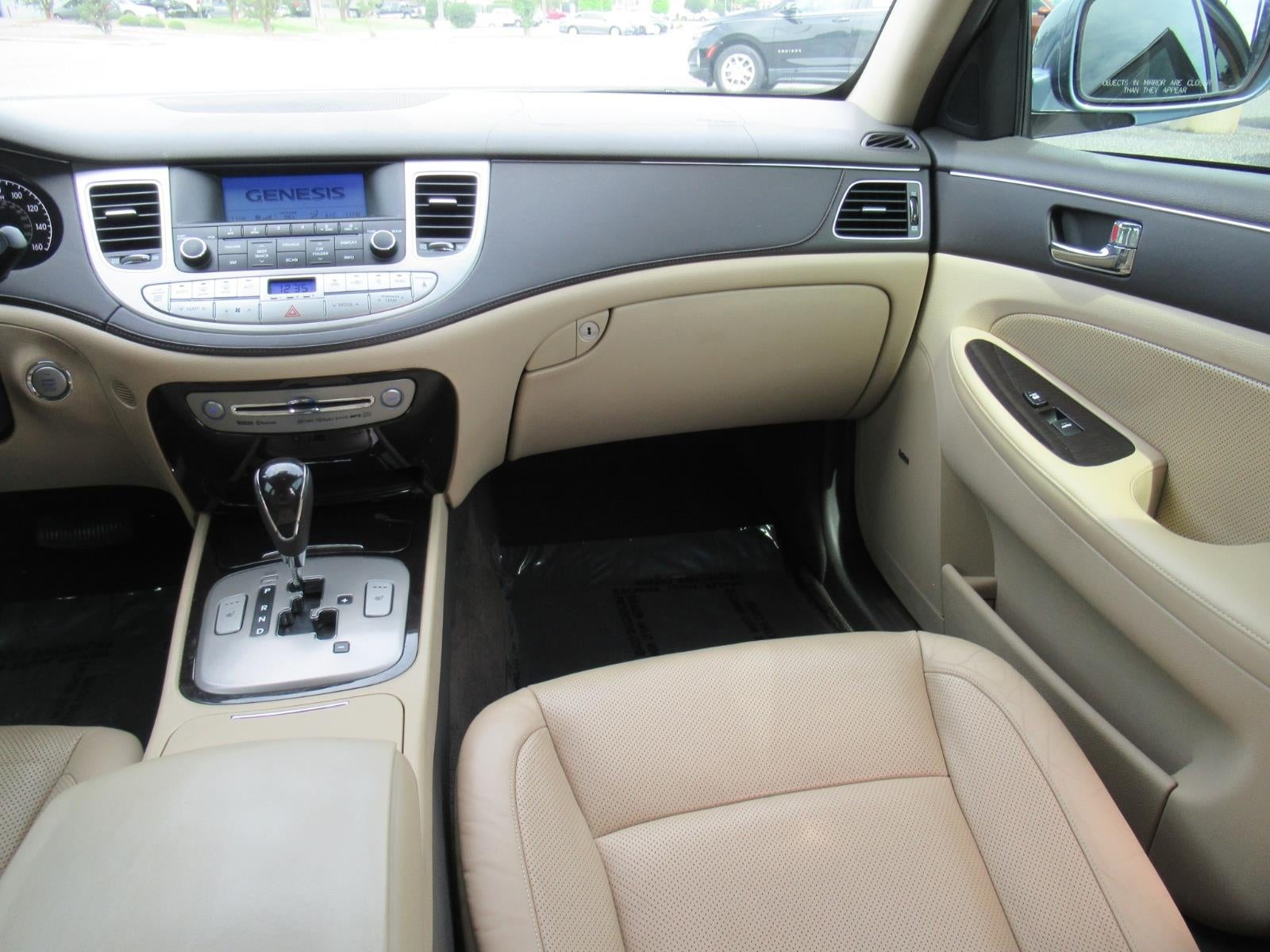 2010 Hyundai Genesis NA