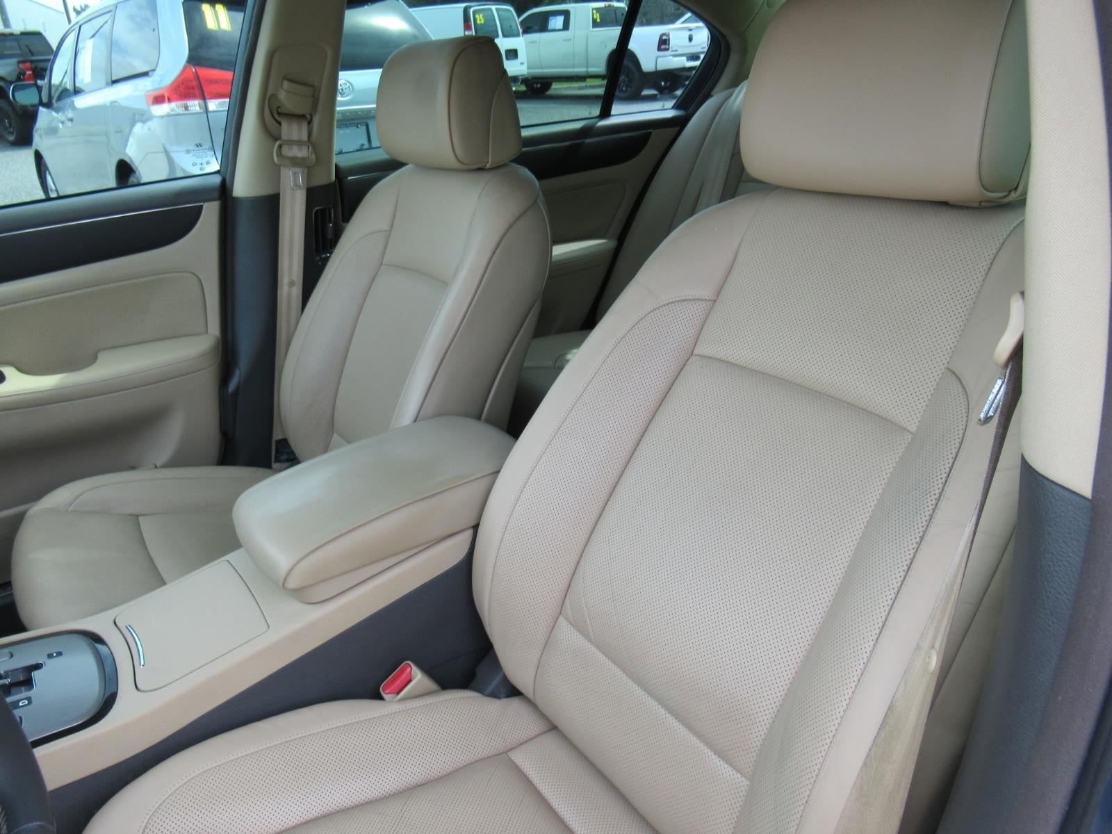 2010 Hyundai Genesis NA