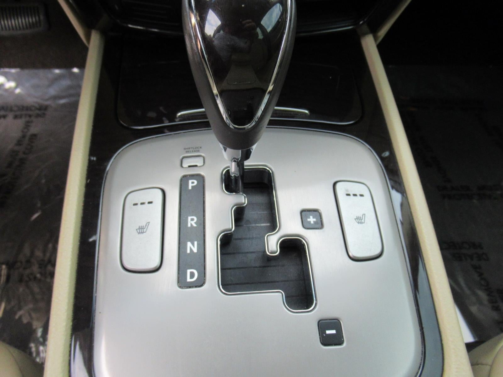 2010 Hyundai Genesis NA