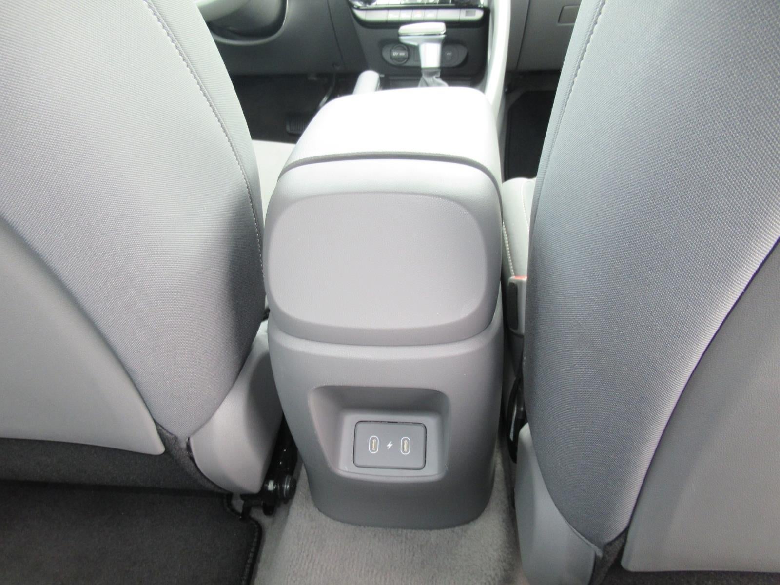 2024 Hyundai Elantra SEL - Photo 30