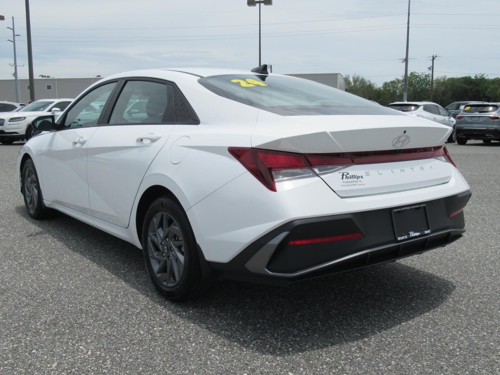 2024 Hyundai Elantra SEL
