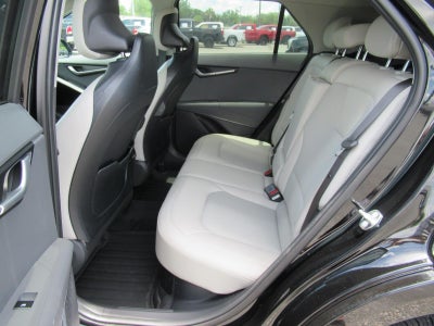 2025 Kia Niro EX Touring