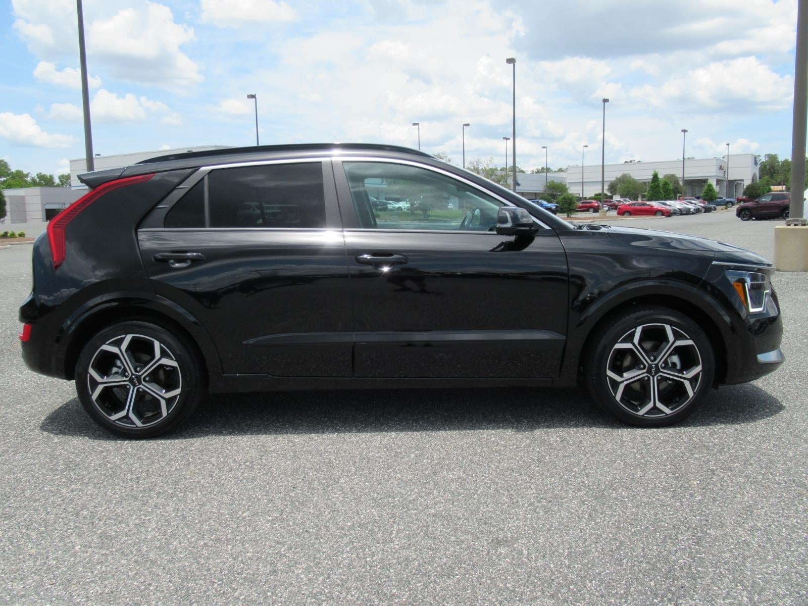 2025 Kia Niro EX Touring