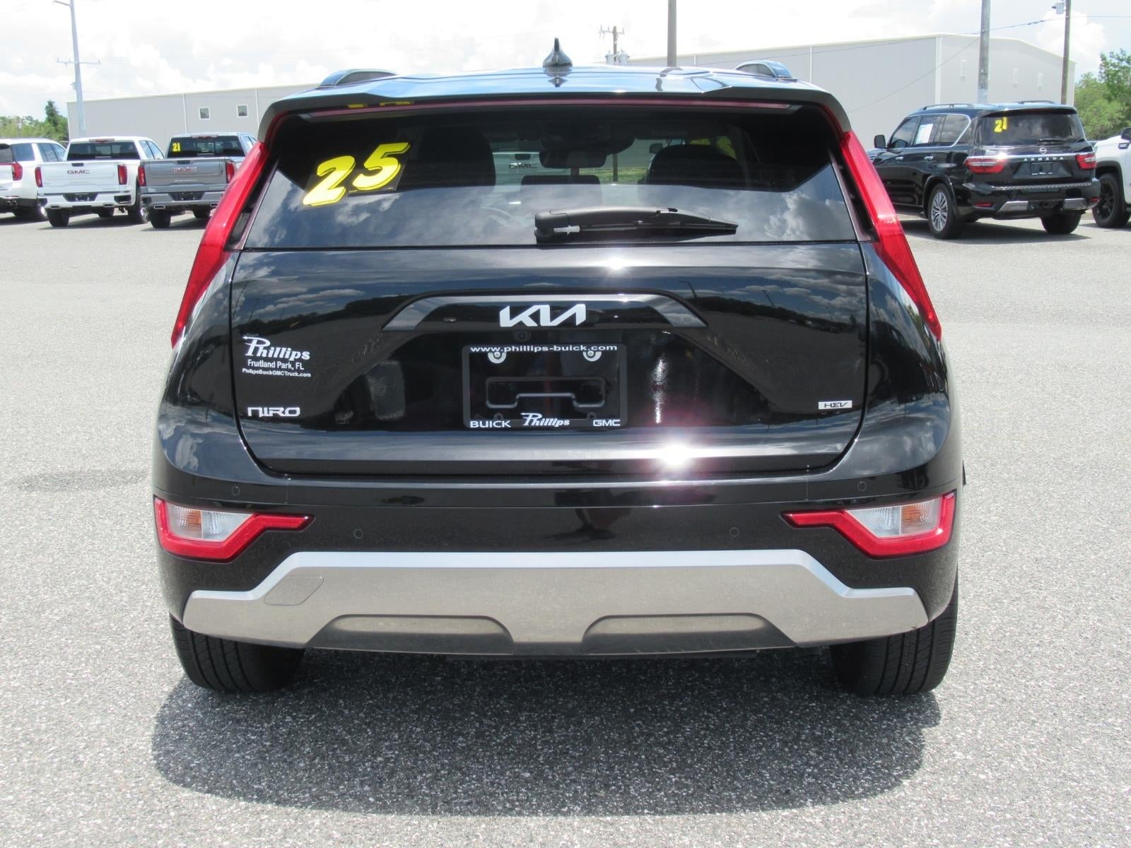 2025 Kia Niro EX Touring