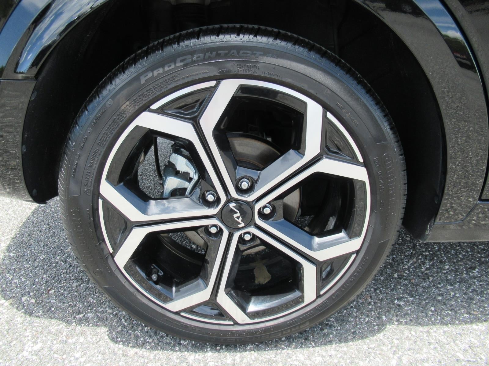 2025 Kia Niro EX Touring - Photo 8
