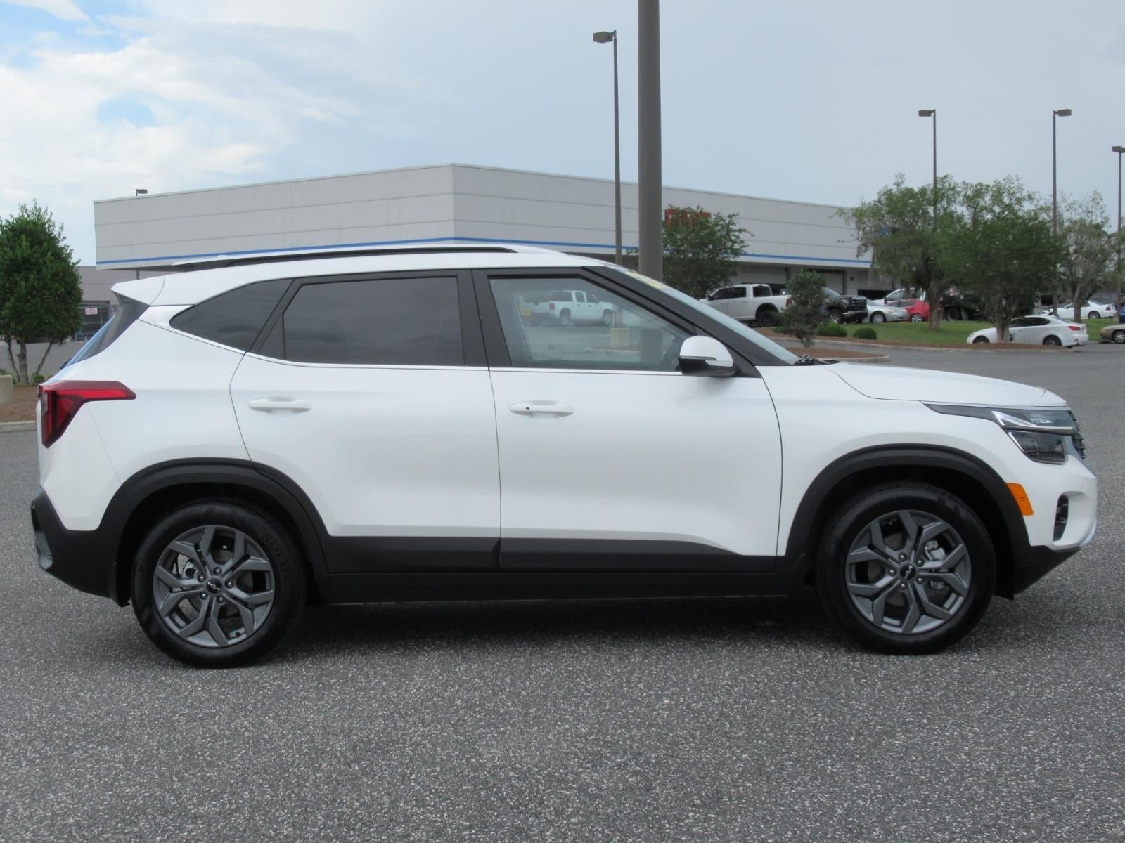 2024 Kia Seltos S