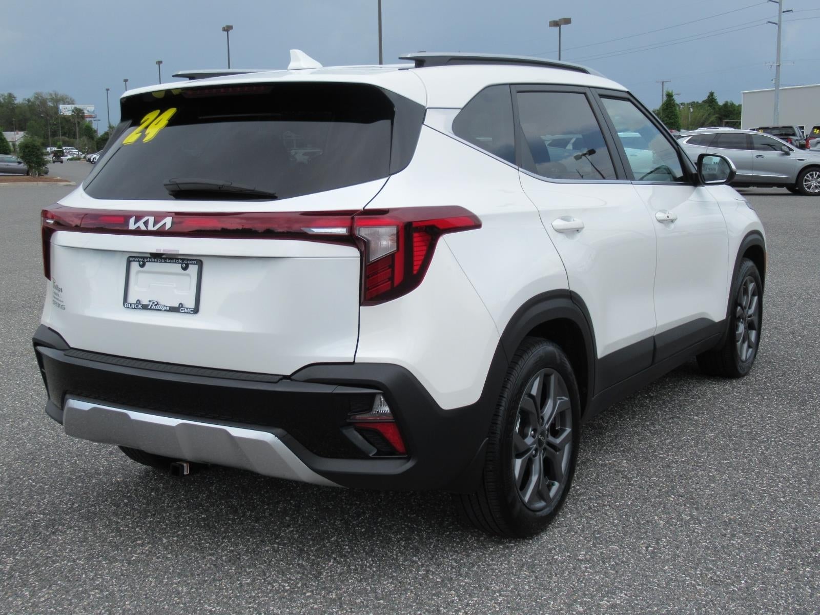 2024 Kia Seltos S