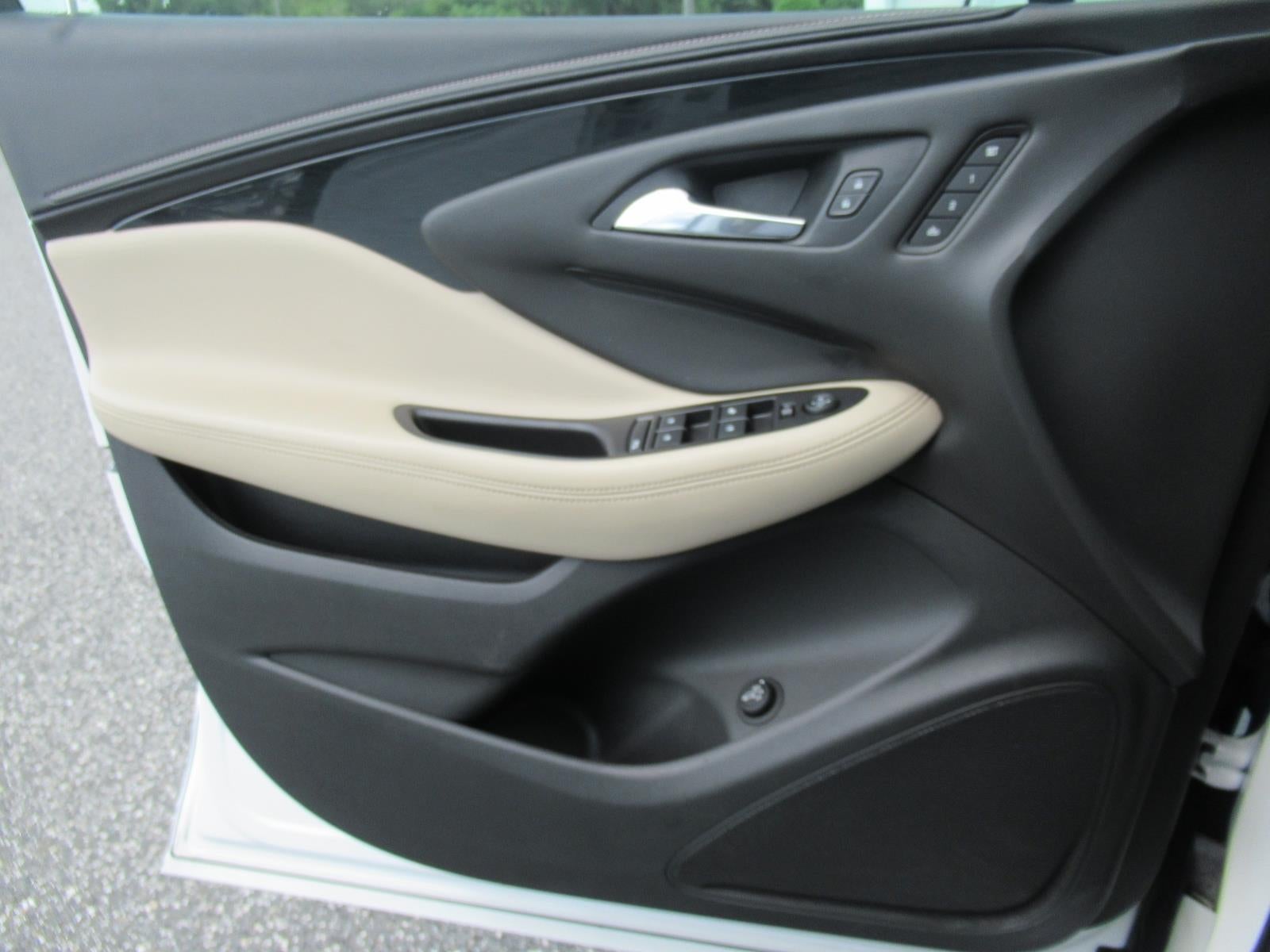2017 Buick Envision Essence - Photo 21