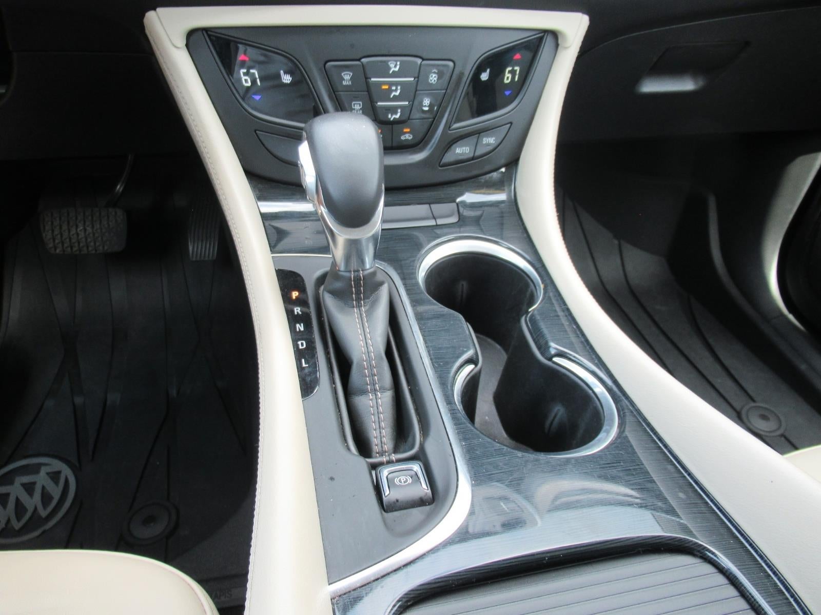 2017 Buick Envision Essence - Photo 27