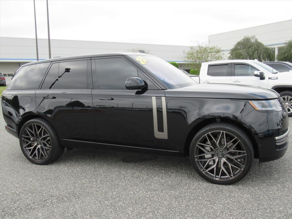 2023 Land Rover Range Rover SE