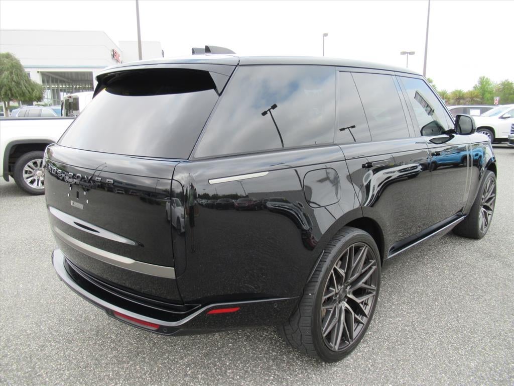 2023 Land Rover Range Rover SE