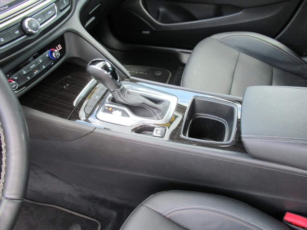 2018 Buick Regal Sportback Essence