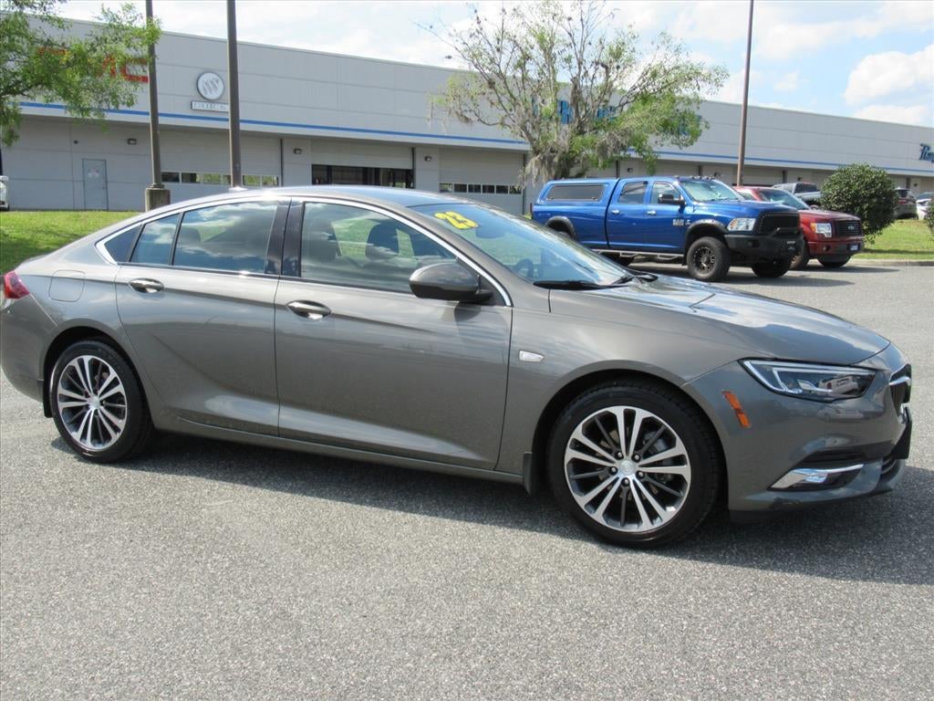 2018 Buick Regal Sportback Essence