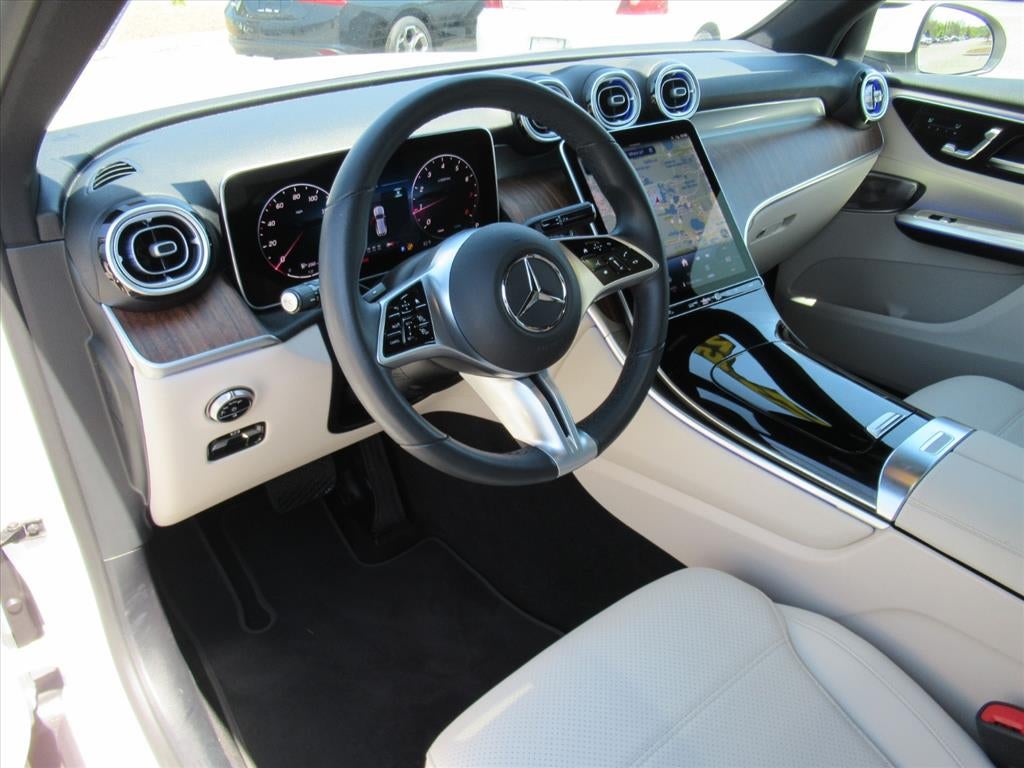 2025 Mercedes-Benz GLC GLC 300