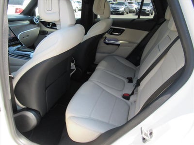 2025 Mercedes-Benz GLC GLC 300