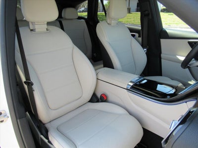 2025 Mercedes-Benz GLC GLC 300