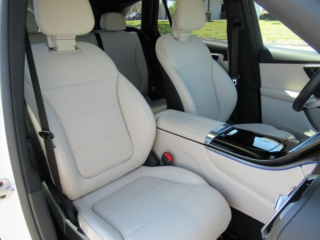 2025 Mercedes-Benz GLC GLC 300