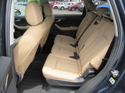 2025 Audi Q7 Premium Plus