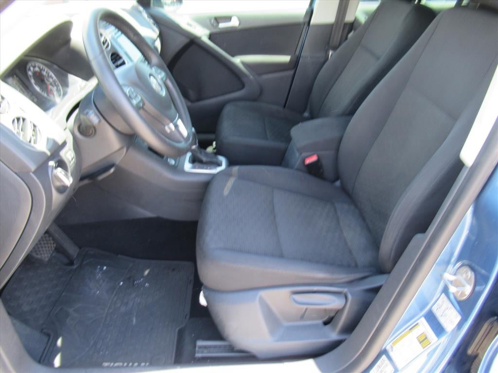 2017 Volkswagen Tiguan S