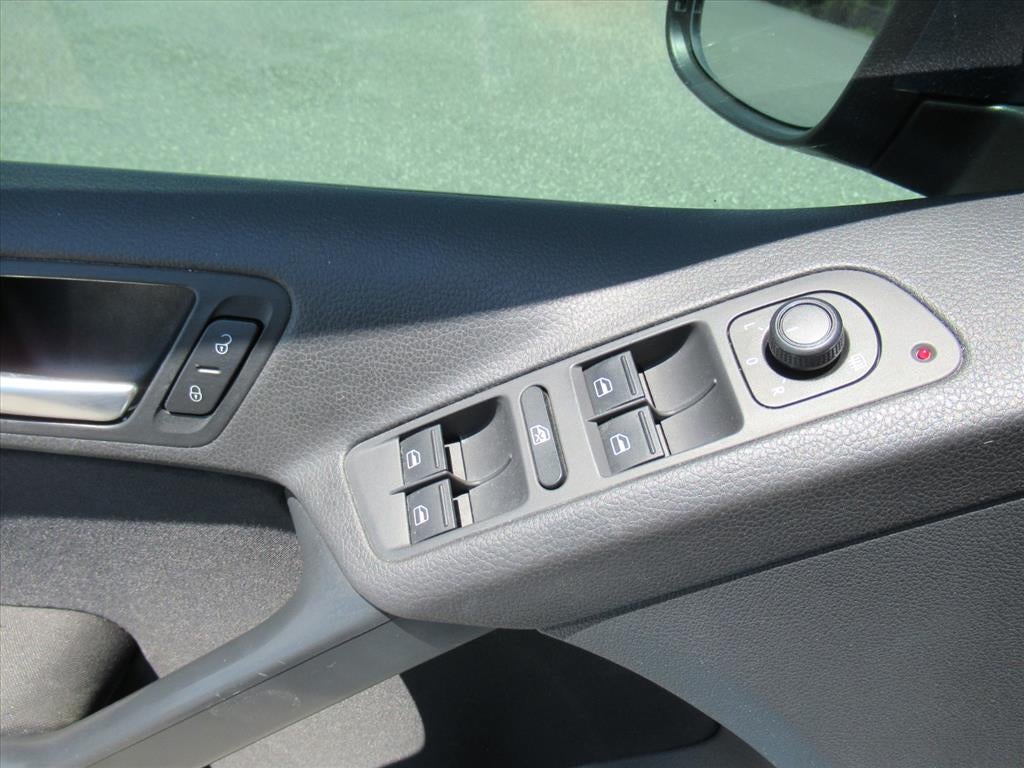 2017 Volkswagen Tiguan S