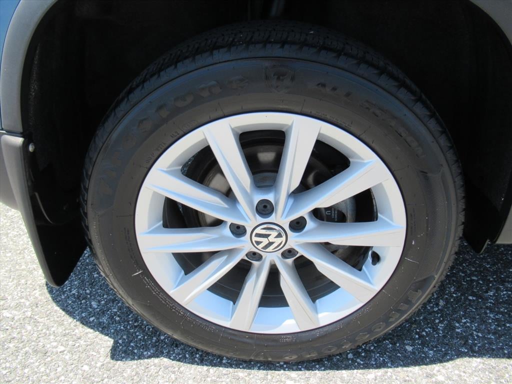2017 Volkswagen Tiguan S