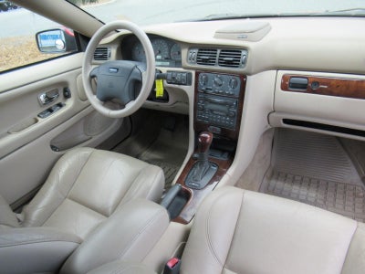 2004 Volvo C70 NA