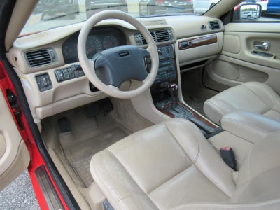2004 Volvo C70 NA