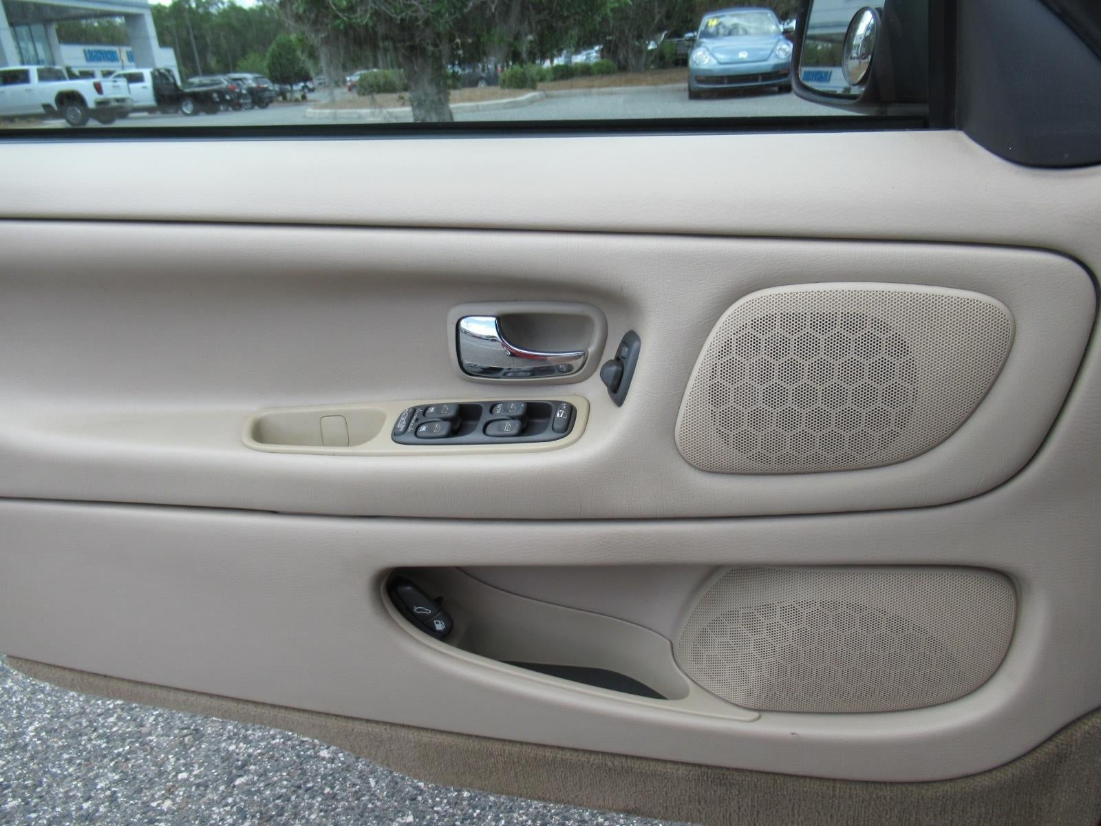 2004 Volvo C70 NA