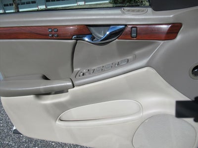 2002 Cadillac DeVille Base