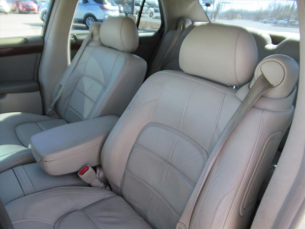 2004 Cadillac DeVille Base
