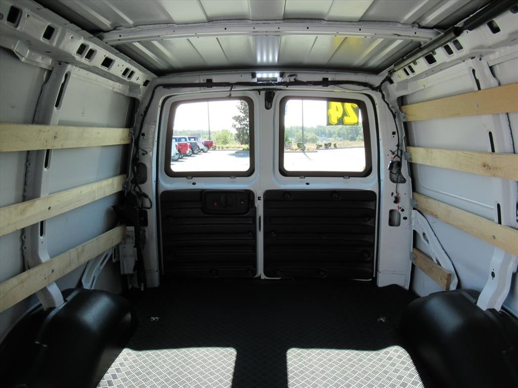 2024 Chevrolet Express 2500