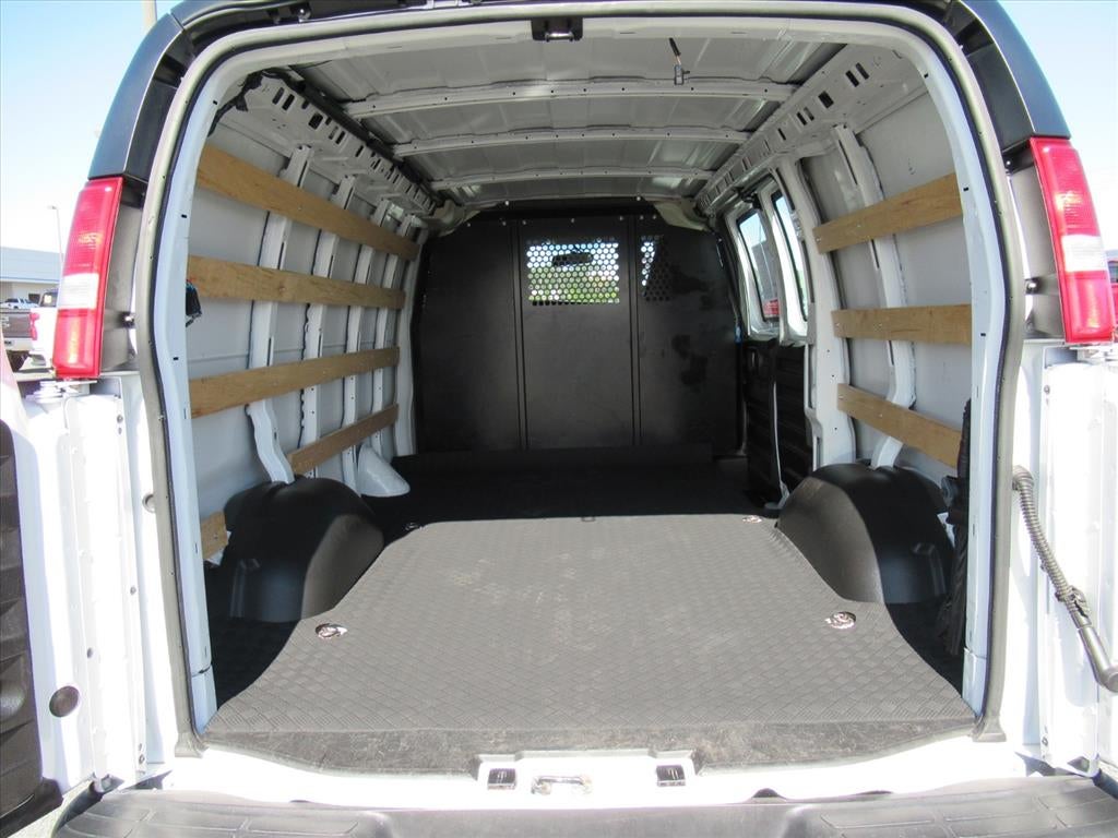 2024 Chevrolet Express 2500