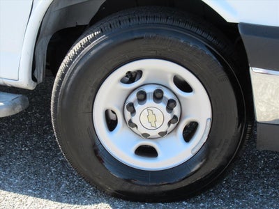 2024 Chevrolet Express 2500