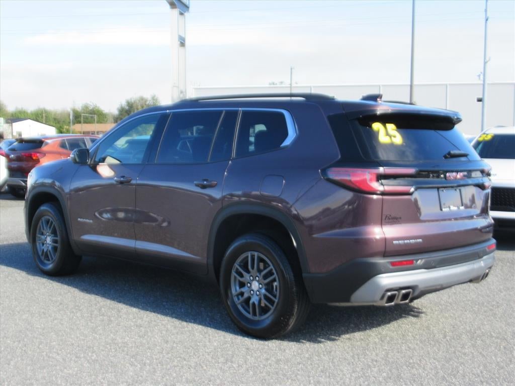 2025 GMC Acadia Elevation