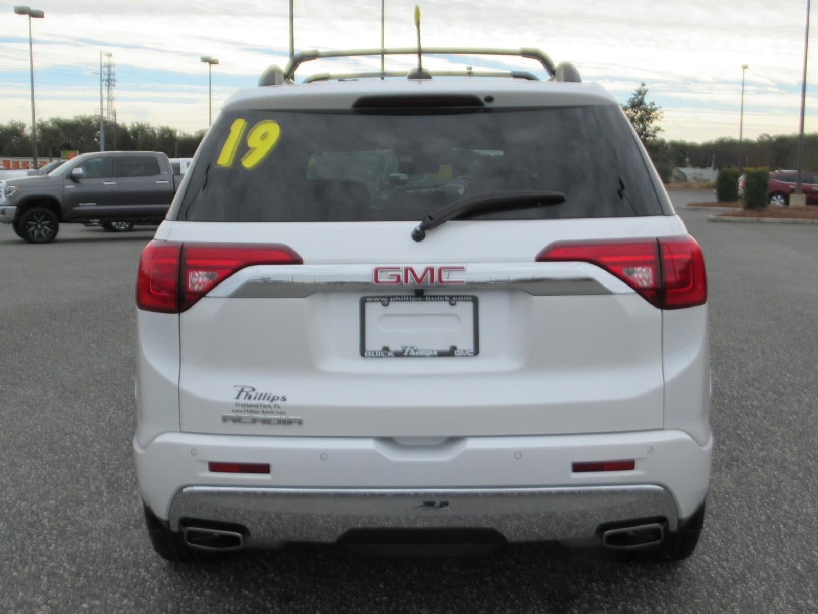 2019 GMC Acadia Denali