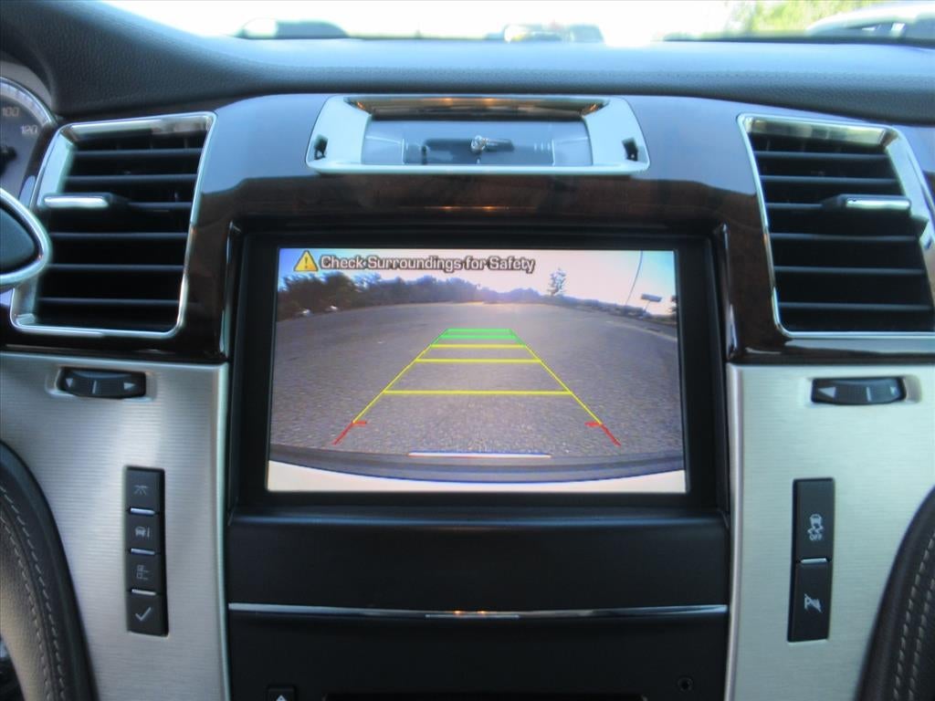 2013 Cadillac Escalade Platinum Edition