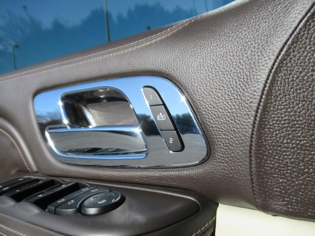 2013 Cadillac Escalade Platinum Edition