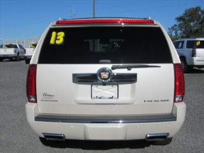 2013 Cadillac Escalade Platinum Edition