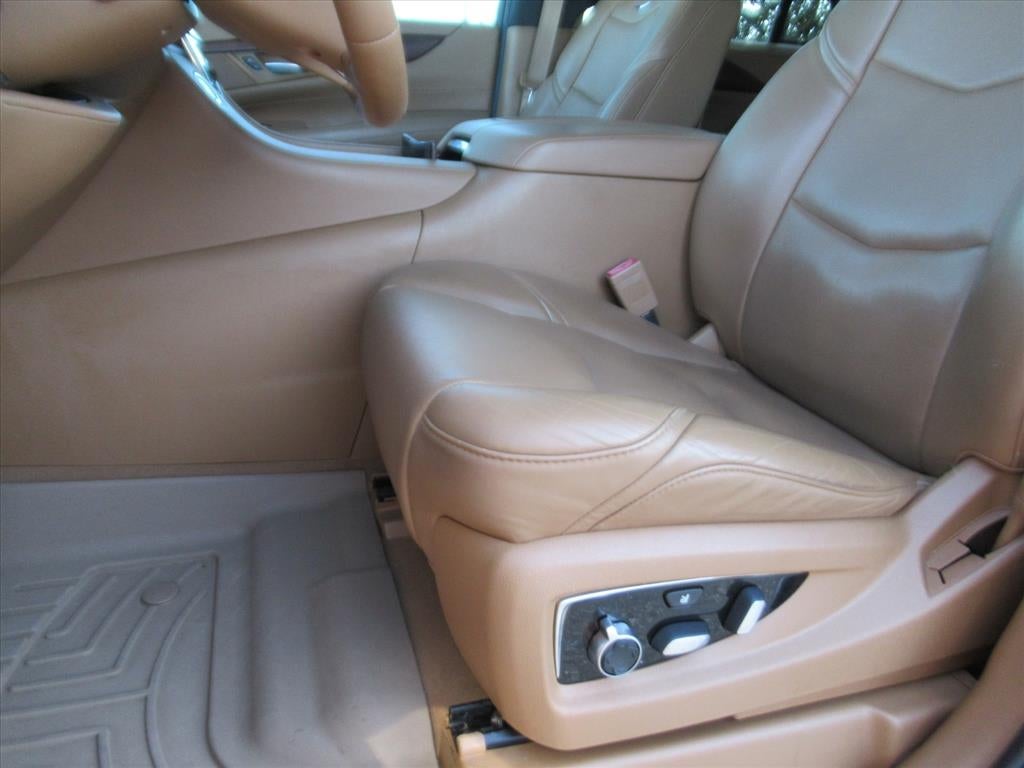 2017 Cadillac Escalade Platinum