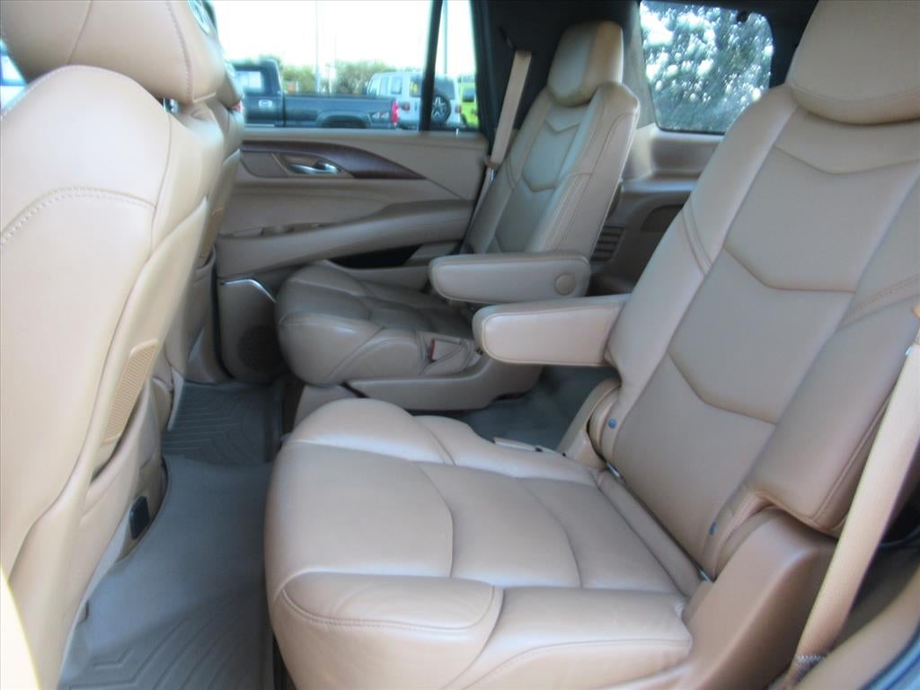 2017 Cadillac Escalade Platinum