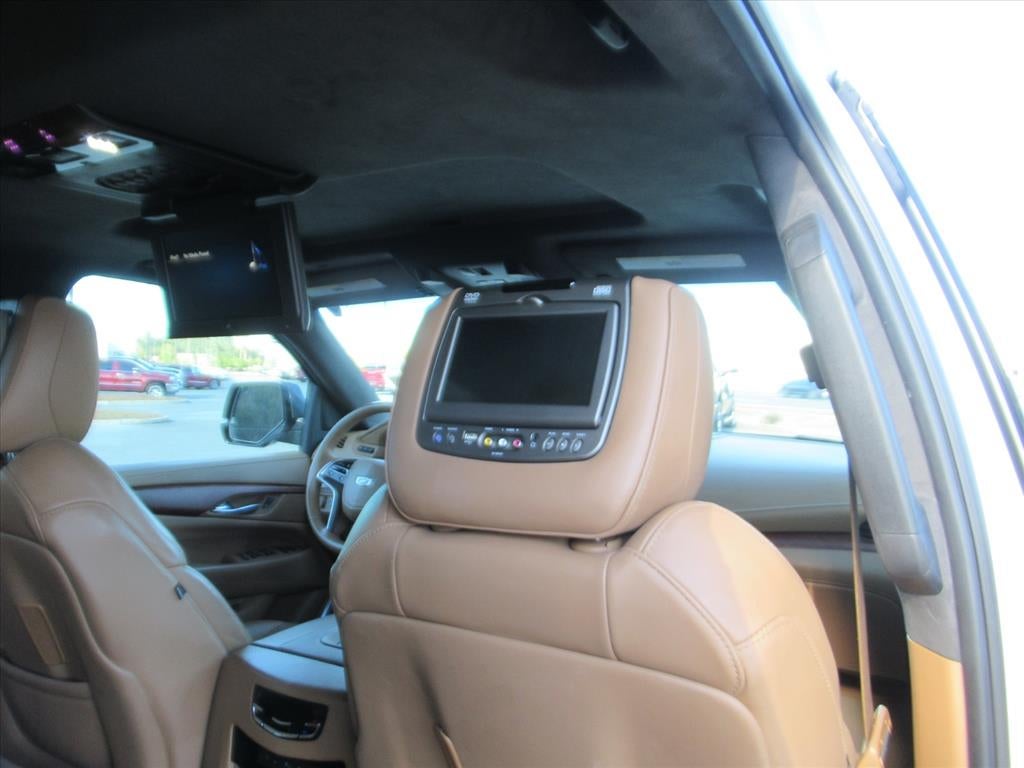 2017 Cadillac Escalade Platinum