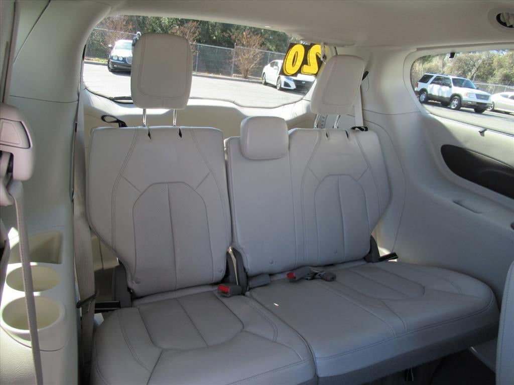 2020 Chrysler Pacifica Touring L