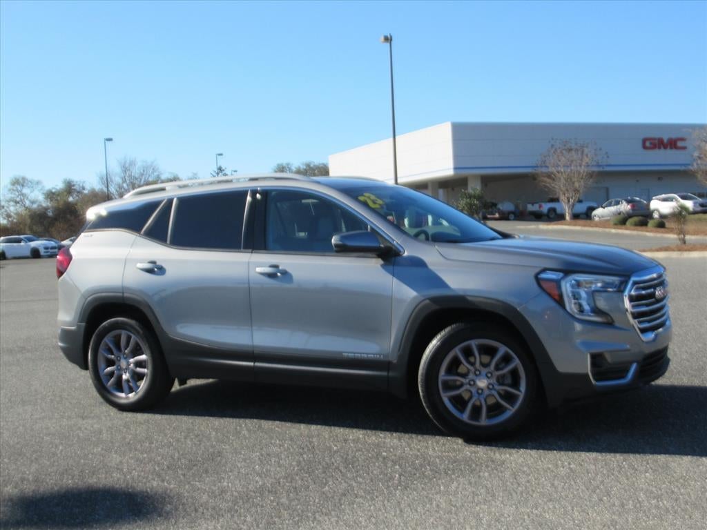 2023 GMC Terrain SLT