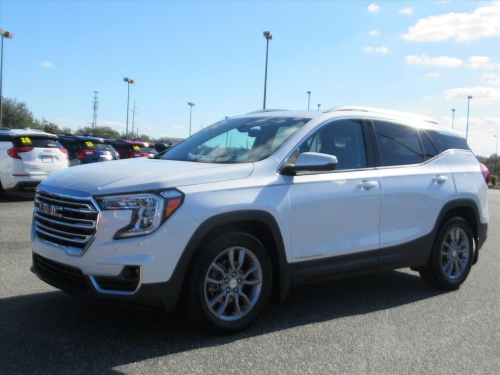 2022 GMC Terrain SLT