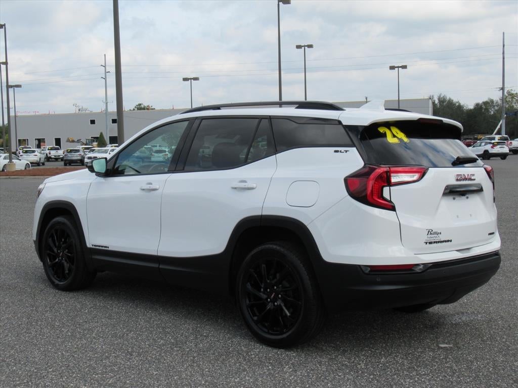 2024 GMC Terrain SLT