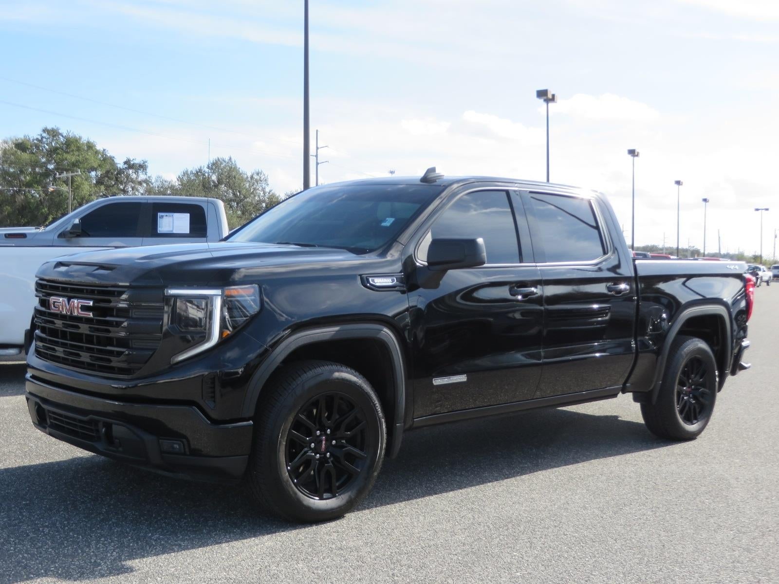 2025 GMC Sierra 1500 Elevation