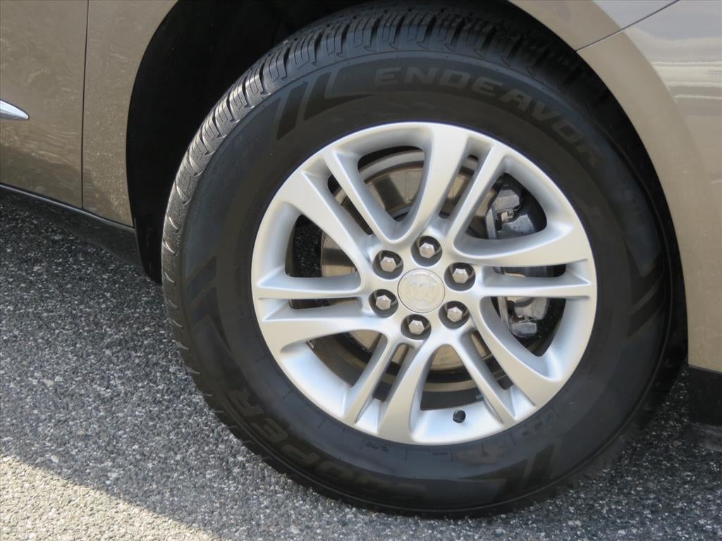 2020 Buick Enclave Essence